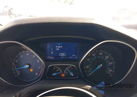 2013 Ford Focus Se z USA, uszkodzony, nr VIN 1FADP3K27DL278546